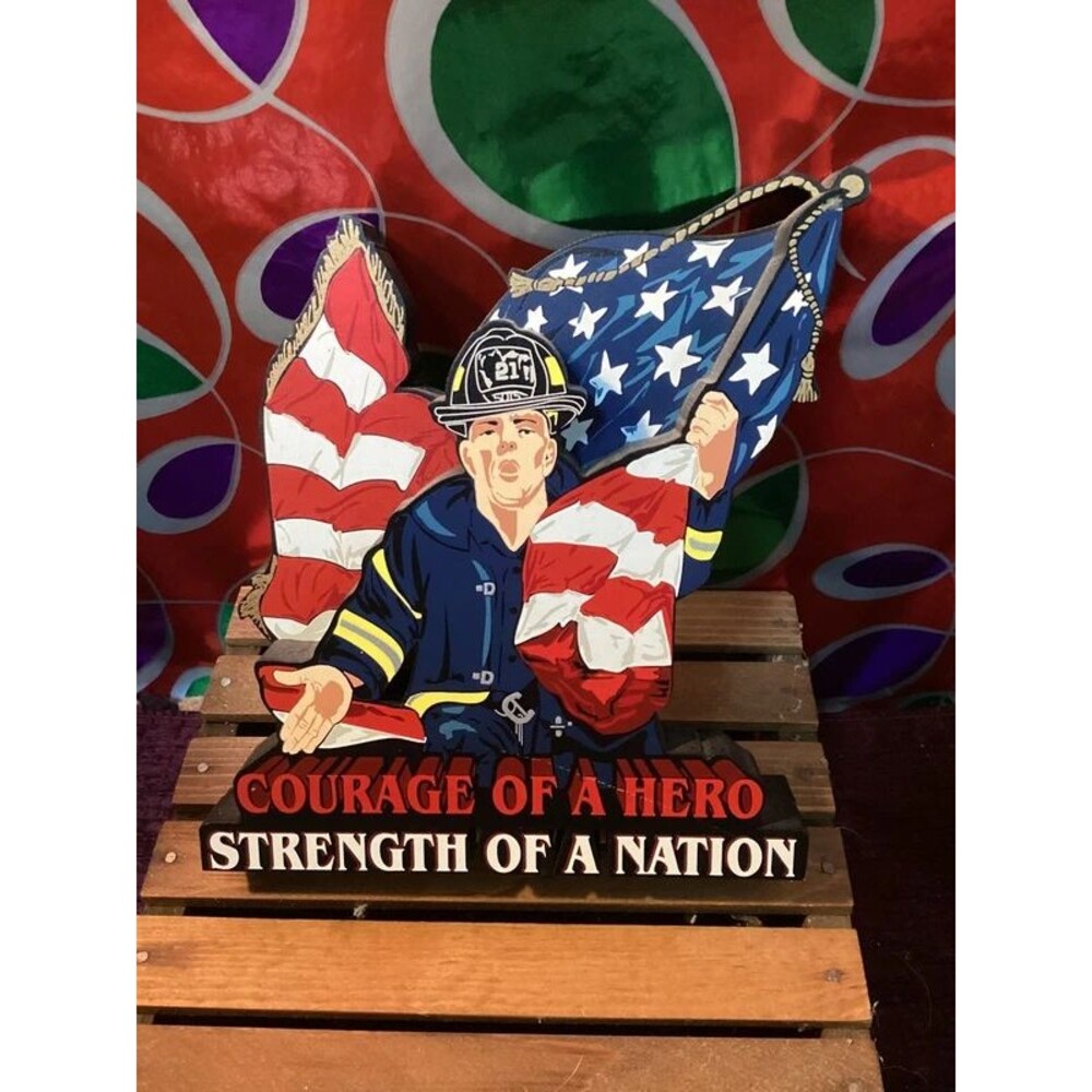Sheila's Collectible "Firefighters are Heroes" 2001 Wooden Shelf Sitter #USA06